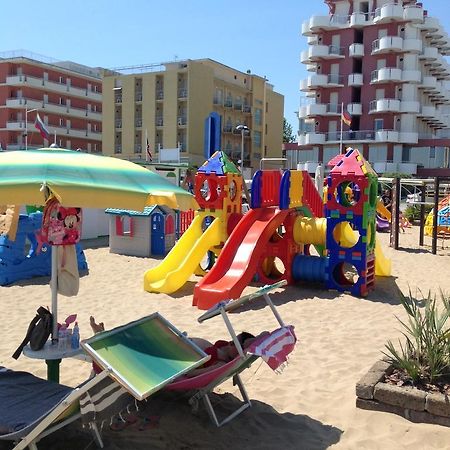 Hotel Marilonda Rimini Buitenkant foto