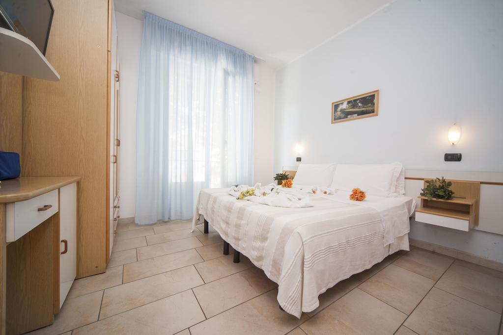 Hotel Marilonda Rimini Buitenkant foto