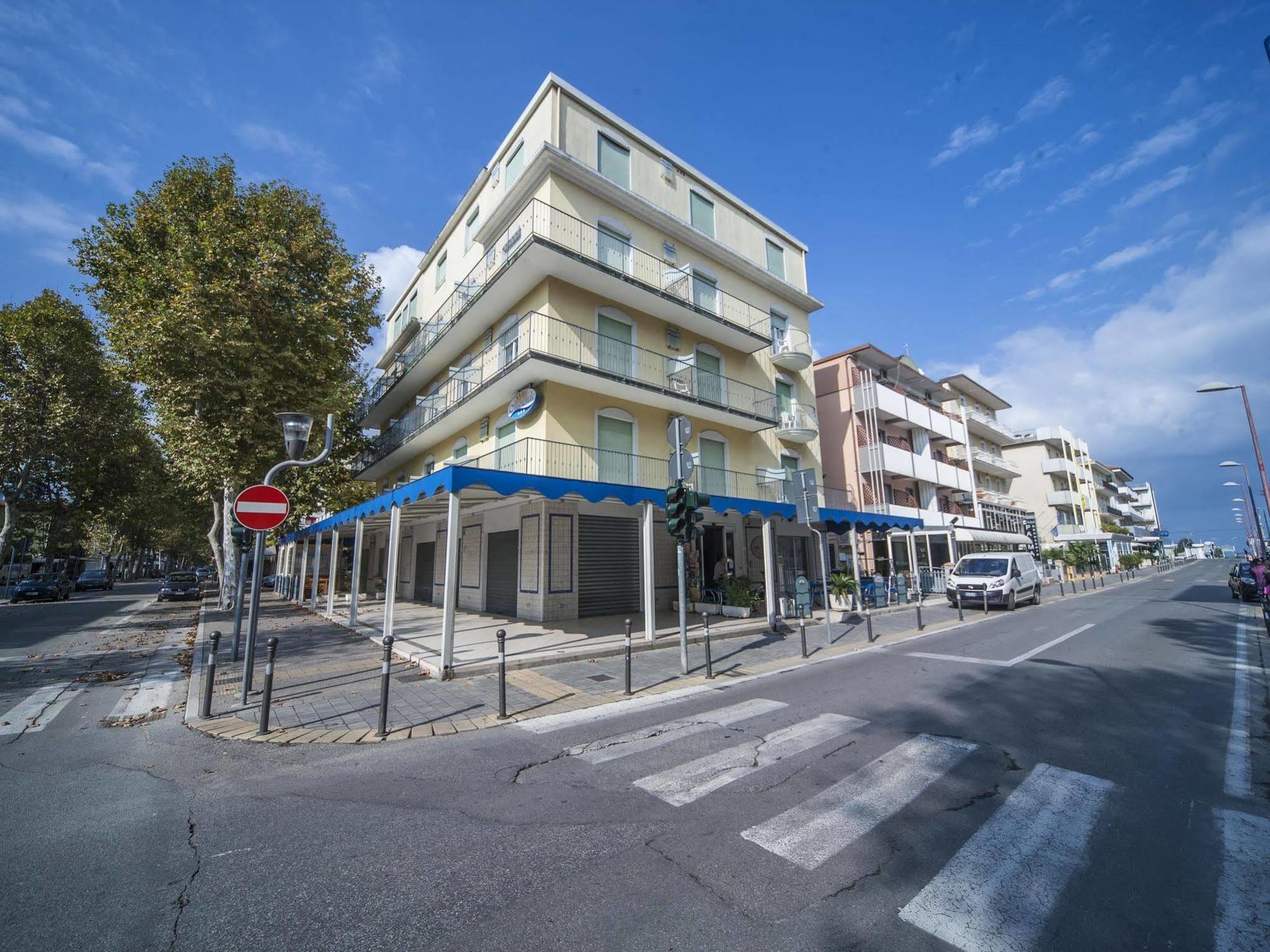 Hotel Marilonda Rimini Buitenkant foto