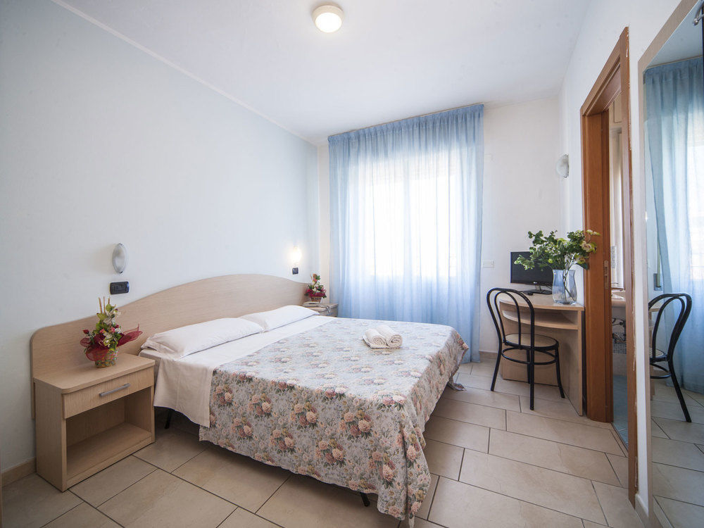 Hotel Marilonda Rimini Buitenkant foto